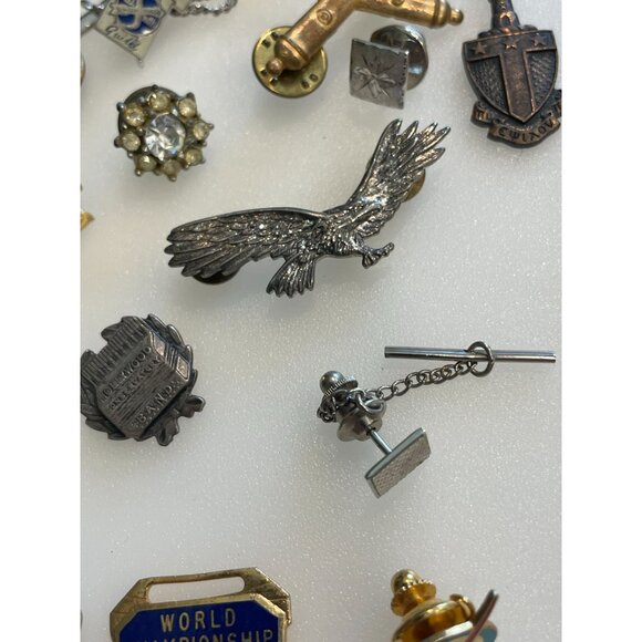 Vintage Collectible Pin & Fob Lot - Military Union Figural Awards & More Assorte - Picture 9 of 16